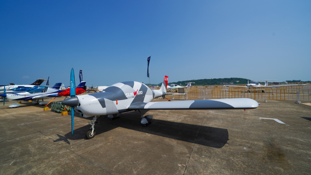 20211005080623_29712 新机、飞行表演…2021中国航展55世纪航空秀给你看
