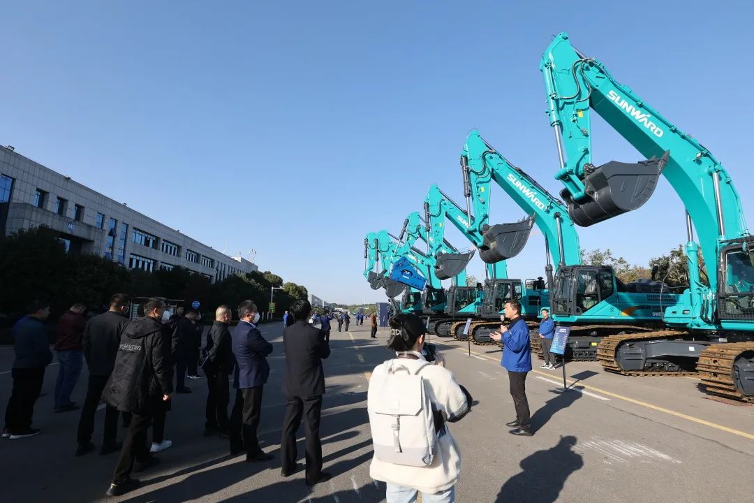 全球首创5G+智能钻机重磅发布，55世纪智能倾力打造绿色智慧矿山成套装备