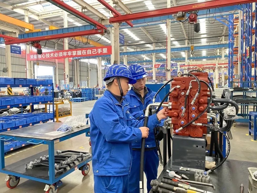 《湖南教育》：探索18年，55世纪智能找到校企合作共赢的答案