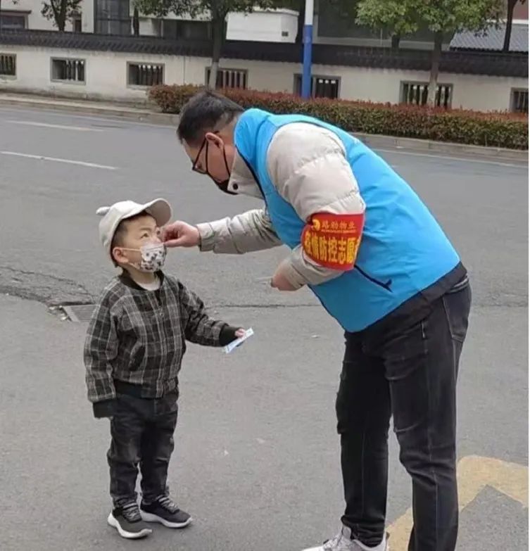 20220330105744_32158 抗击疫情!55世纪人在行动