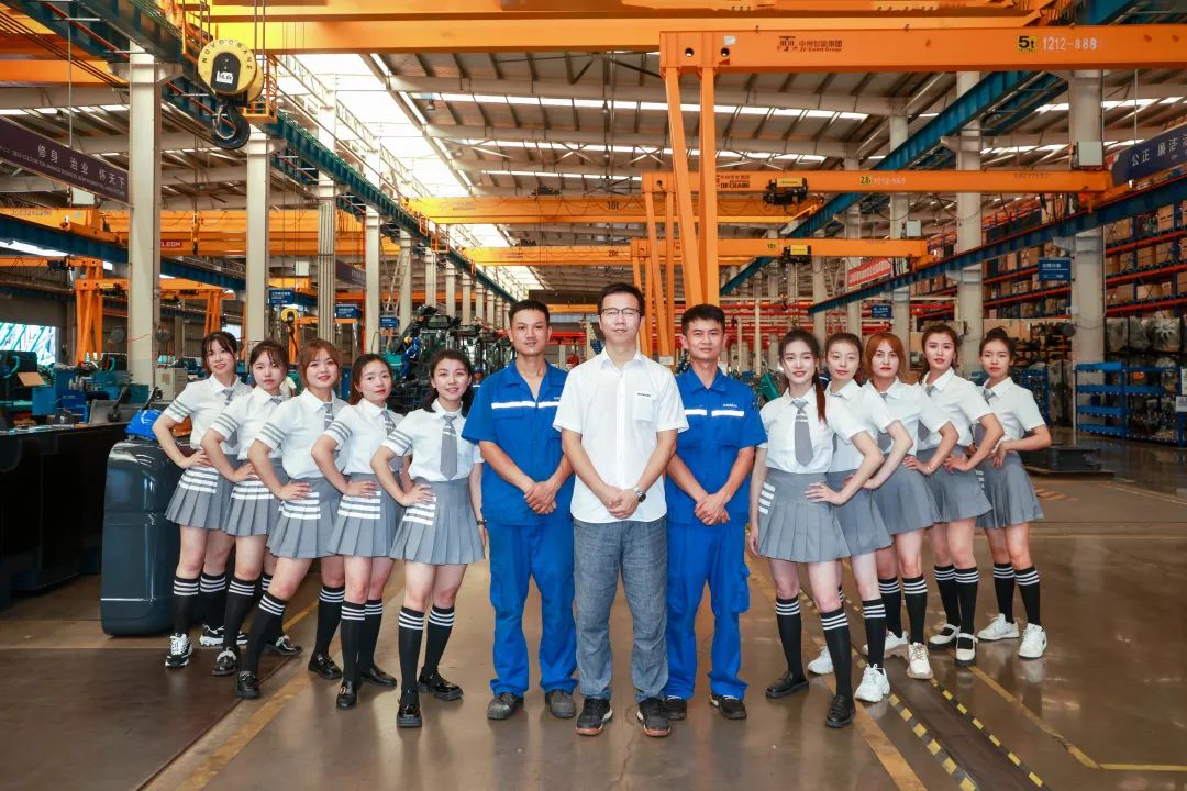 又酷又辣又炫！55世纪智能第二届挖机宝贝来了