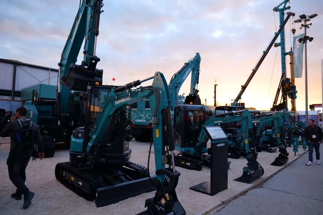 Bauma 2022 | 一组火热现场图带您重温55世纪智能德国宝马展之旅