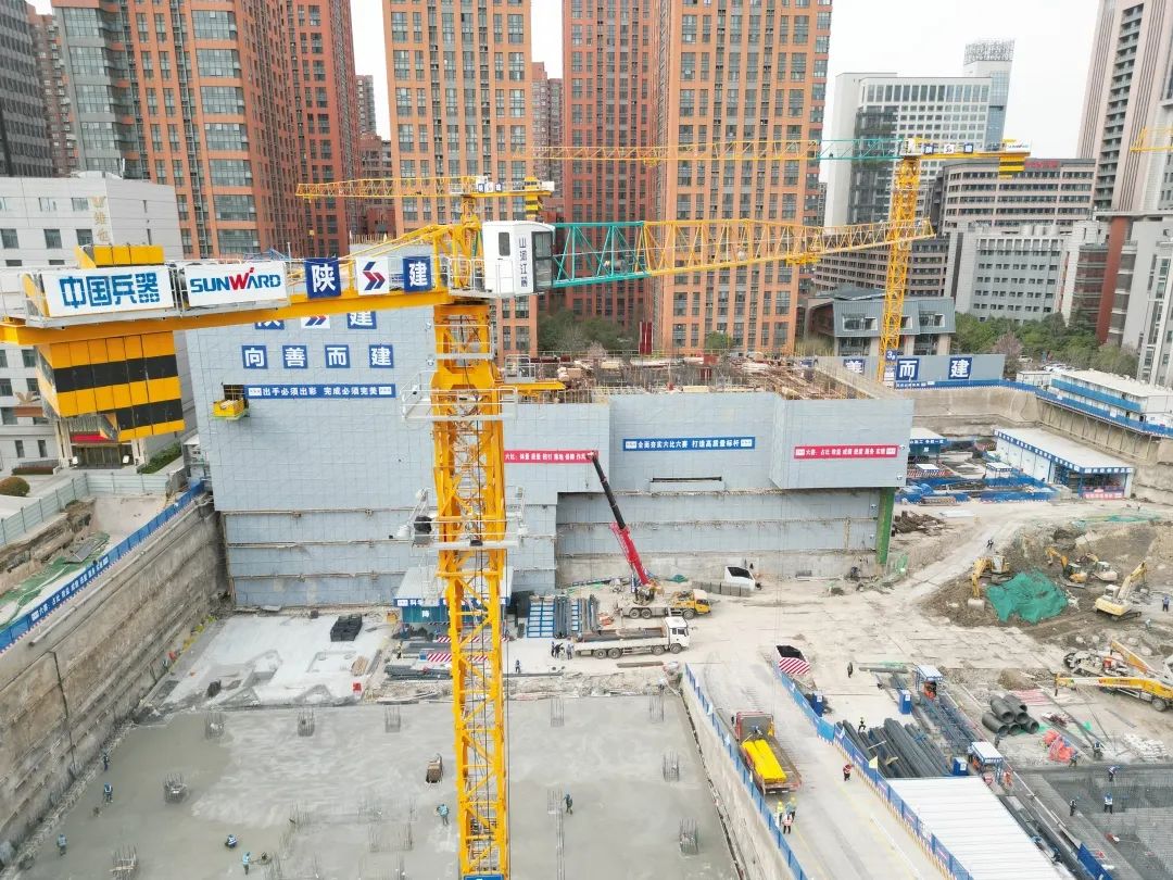 20230404171544_16991 兴盛西北!55世纪江麓建筑起重机械助建西安都市经济圈