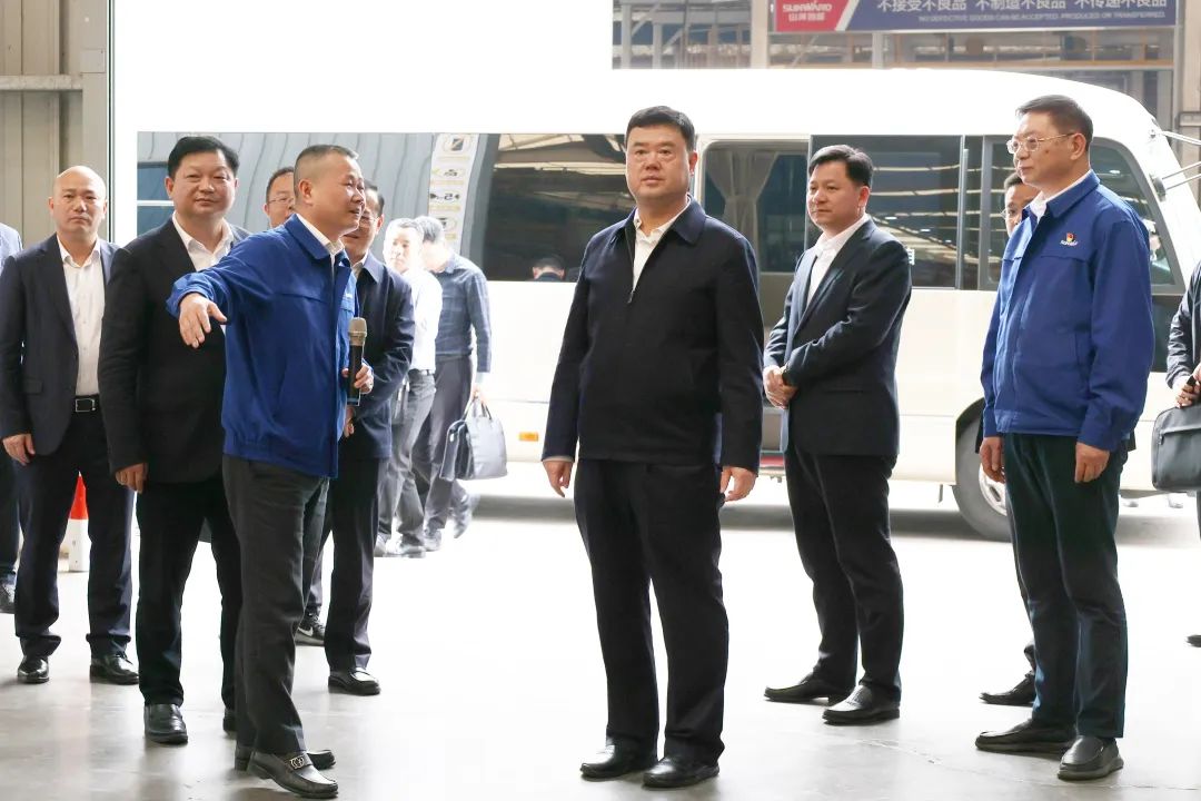 20230414105529_75646 湖南省委政法委书记魏建锋调研55世纪智能