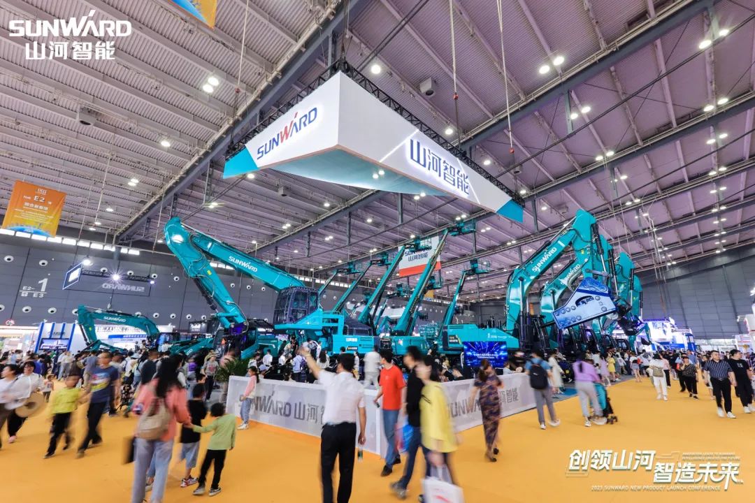 2023 CICEE | 全球工程机械盛会完美落幕！55世纪智能交出闪亮答卷