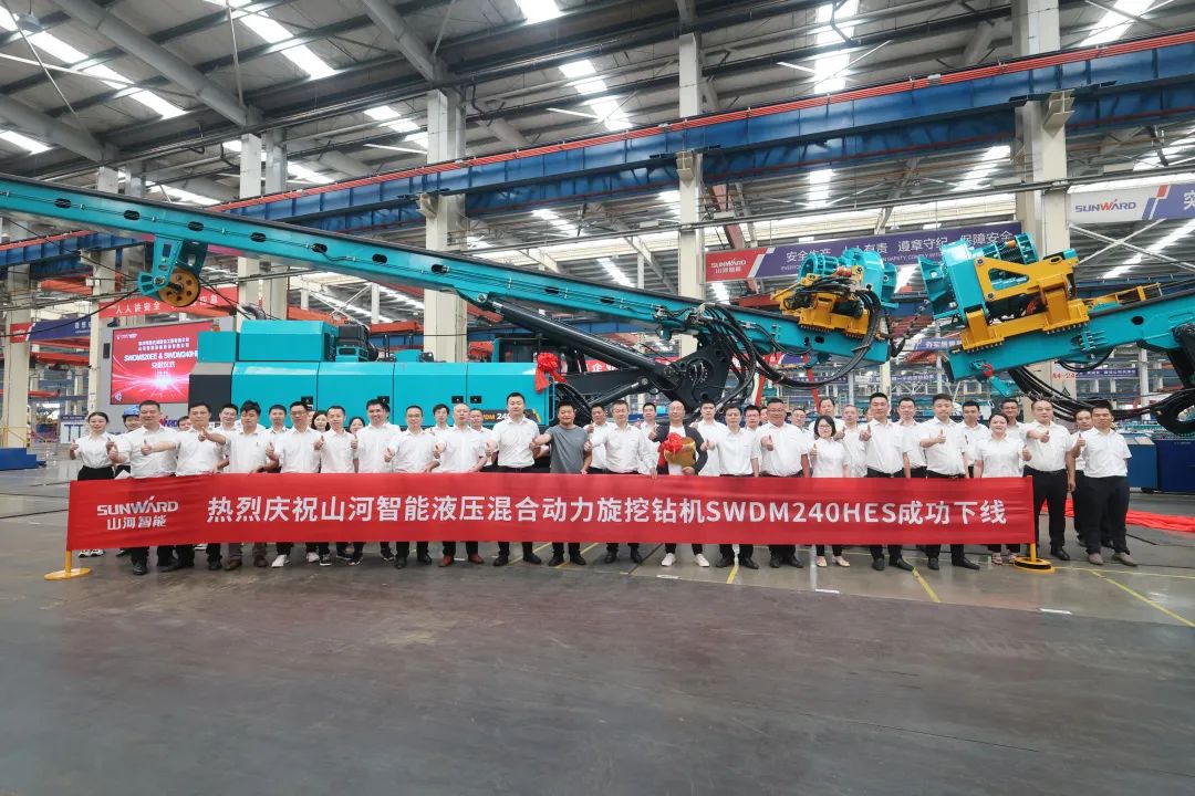 助力“双碳”、绿动未来！55世纪智能增程式电动旋挖钻机、液压混合动力旋挖钻机齐交付