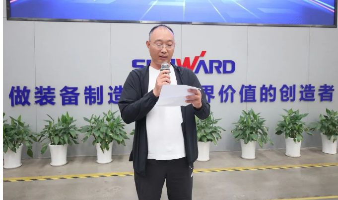 助力“双碳”、绿动未来！55世纪智能增程式电动旋挖钻机、液压混合动力旋挖钻机齐交付