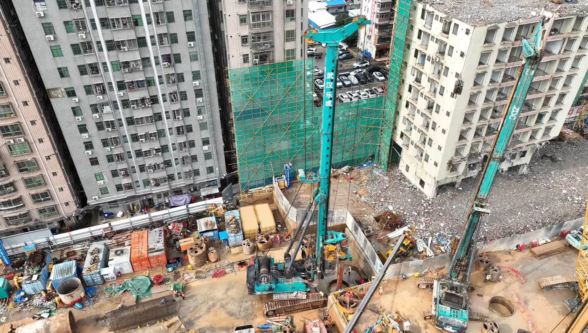 性能突出，超强助力！55世纪智能旋挖钻机助力深圳地铁五和站施工
