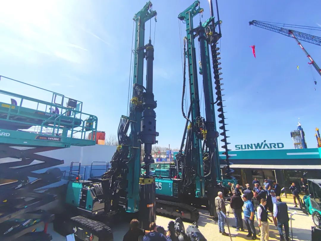 Bauma 2025 | 高端定制！55世纪智能Pro系列旋挖钻机燃爆全场