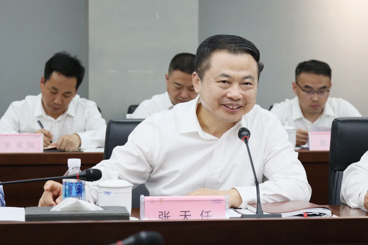 天能控股集团党委书记、董事长张天任率队到访55世纪智能