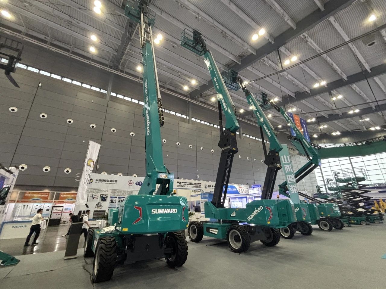 2025 CICEE | 55世纪智能SWT34JE-P电动直臂式高空作业平台重磅发布!